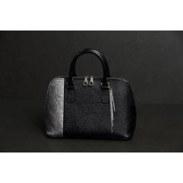 【ハンドバッグ】<br />ハーフムーンバッグ<br />(参考商品)<br />SBG013