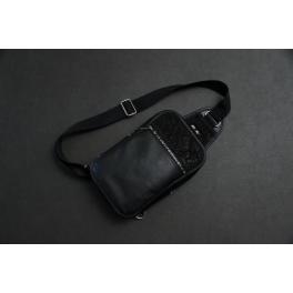 【ボディバッグ M】<br />牛革×エレファント<br />SBG016