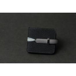 【折り財布】<br />LAVORO　metal<br />スティングレイ<br />SHW019