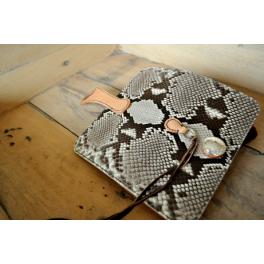商品画像  | 【長財布】 i フラップ ダイヤモンドパイソン SLW009 | 